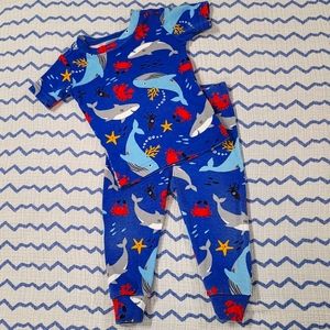 ° SZ 6-9MO • 2 Piece Pajamas °